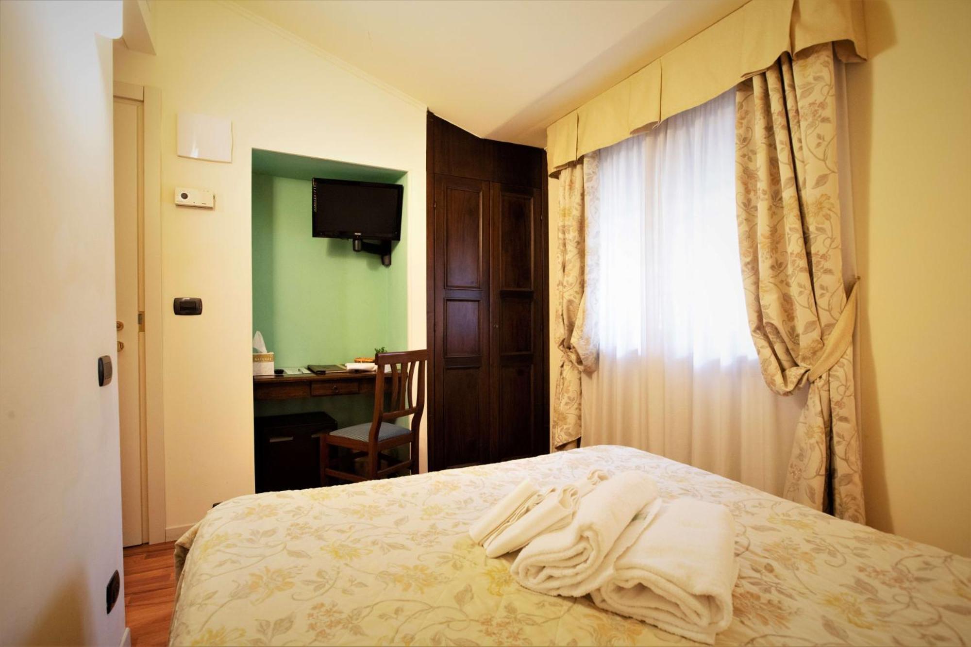 Hotel Arcobaleno Siena Ngoại thất bức ảnh